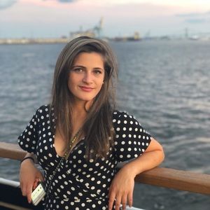 Meet your Posher, Yael